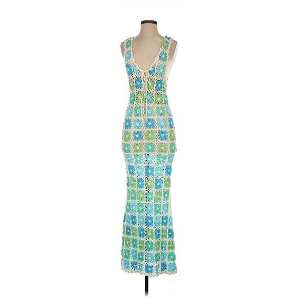 Show Me Your Mumu Vacay Tank Coverup in White Multi Floral Crochet M - Picture 4 of 8